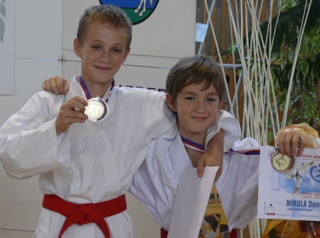 DRUH� M�STO PRO ODD�L