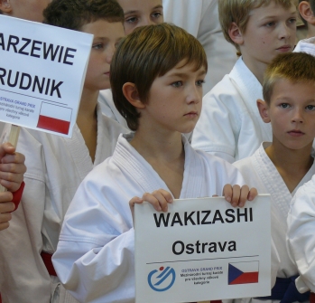 POH�R PRO V�ECHNY