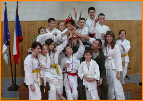 POH�R PRO V�ECHNY